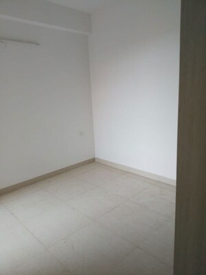 Room in 2 BHK Apartment at Signature Global Synera, Sector 81 – for Rent