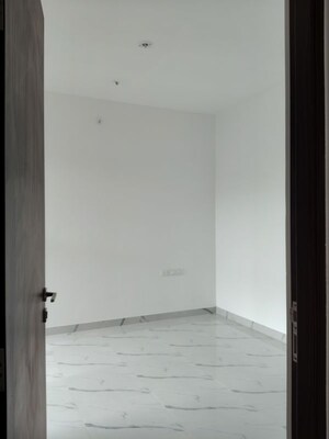 Room in 2 BHK Apartment at Raymond Ten X Era, Pokhran Road No One – for Sale