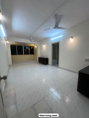 1 BHK Apartment For Rent in Leo Eminence, Bandra East