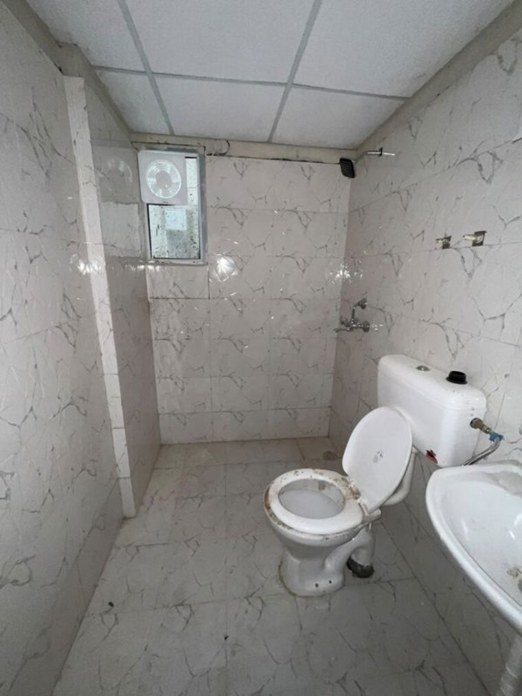 Bathroom, mrg-ultimus 2 Bedroom 697 Sq.Ft. Apartment In Sector 90 Gurgaon 10664123