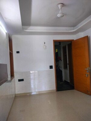 Building Lobby in 1 BHK Builder Floor at Saket – for Rent
