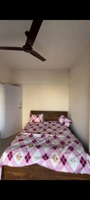 1 BHK Apartment For Rent in Upper Worli