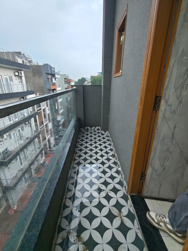 Balcony, sector 40 1 RK 181 Sq.Ft. Builder Floor In Sector 40 Gurgaon 10664127