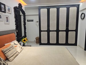 Bedroom in 3 BHK Apartment at Skyline Reform Heights, Andheri West – for Rent