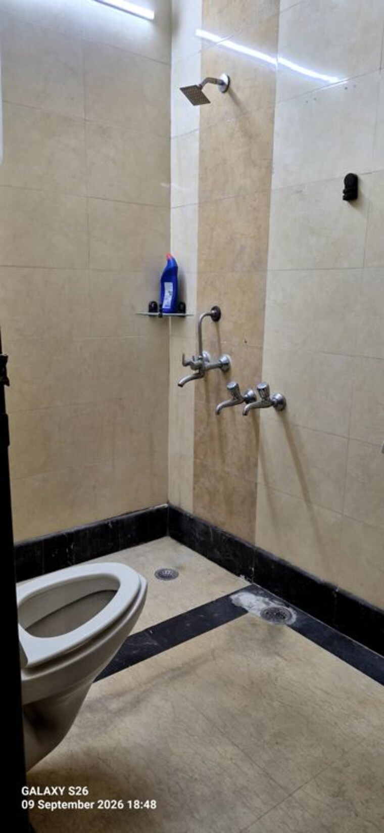 Bathroom, jangpura 3 Bedroom 1800 Sq.Ft. Builder Floor In Jangpura Delhi 10664131