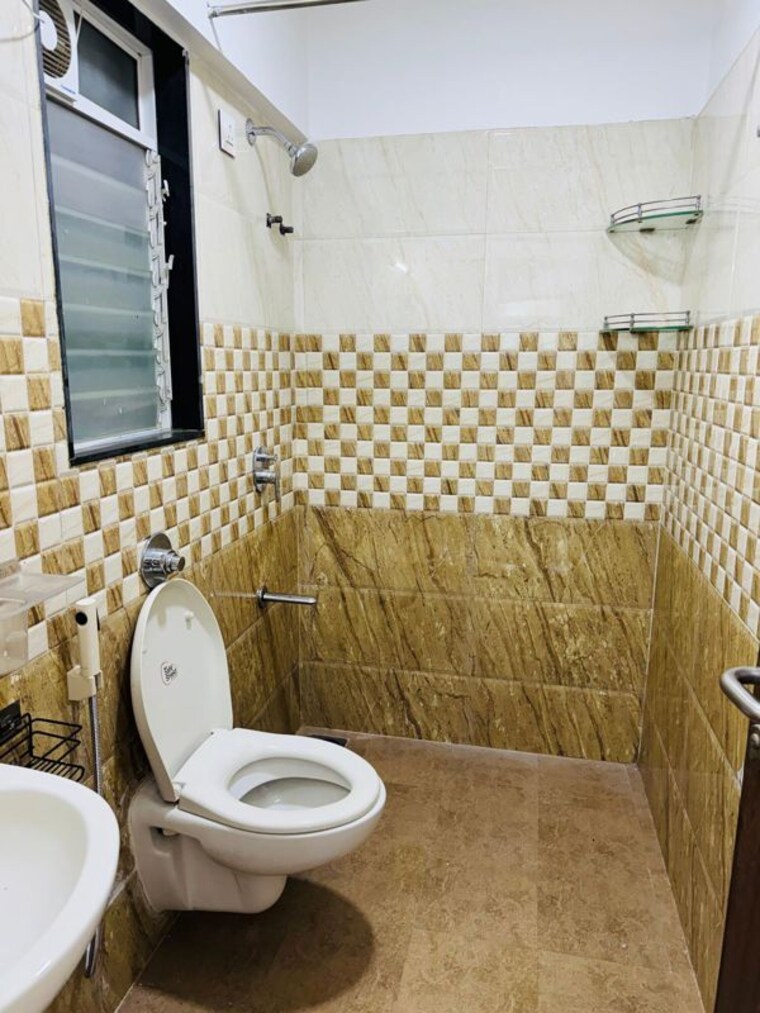 Bathroom, sethia-grandeur 2 Bedroom 687 Sq.Ft. Apartment In Bandra East Mumbai 10664142