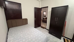 Room in 2 BHK Builder Floor at Sector 57 – for Rent