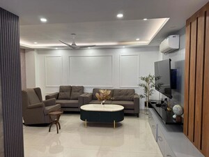 Team Area in 3 BHK Apartment at Christian Basti – for Rent