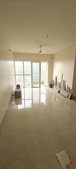 3 BHK 1050 Sq.Ft. Apartment in Sheth Zuri