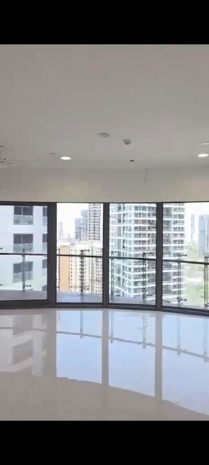 Room in 3 BHK Apartment at Lodha World View, Worli – for Rent
