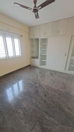 Room in 6 BHK Independent House at Kanaka Nagar – for Sale