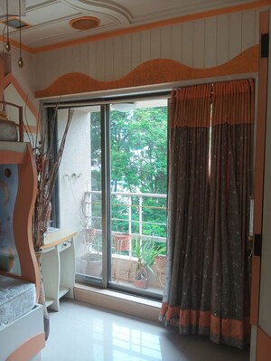 Living Room in 3 BHK Apartment at Kohinoor City Phase I, Kurla – for Rent
