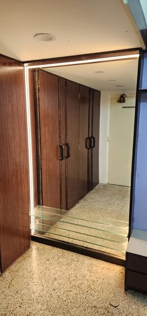 Room in 1 BHK Apartment at Om Durga Niwas, Sion East – for Rent