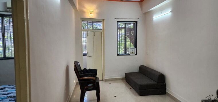 Living Room, om-durga-niwas 1 Bedroom 420 Sq.Ft. Apartment In Sion East Mumbai 10664181