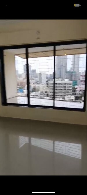 Room in 1 BHK Apartment at Dheeraj Solitaire, Malad West – for Rent