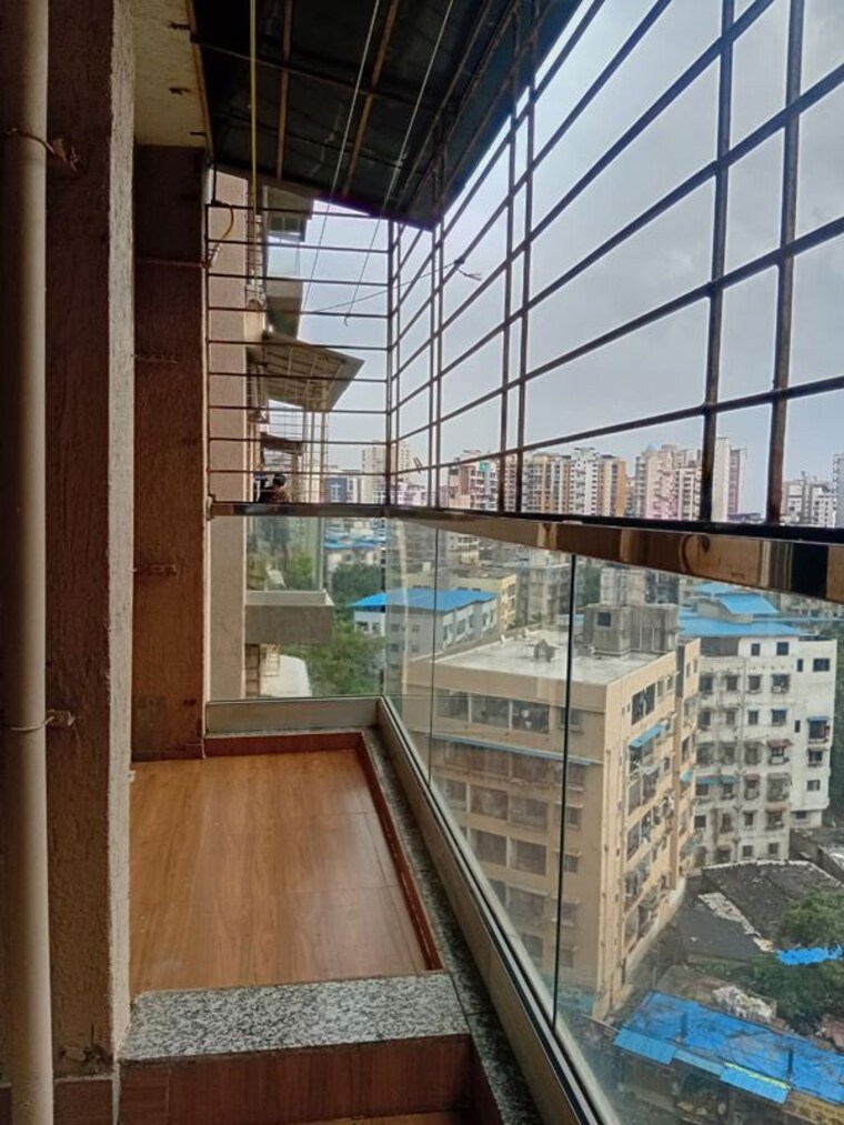 Balcony, oriental-heights 2.5 Bedroom 1100 Sq.Ft. Apartment In Seawoods Navi Mumbai 10664232