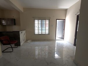 Room in 2 BHK Apartment at Golden Tulip Kondapur, Kondapur – for Rent