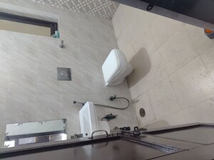Bathroom in 2 BHK Builder Floor at RWA Apartments Sector 41, Sector 41 – for Rent