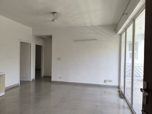 Room in 3 BHK Apartment at Omaxe Heights, Sector 86 – for Rent