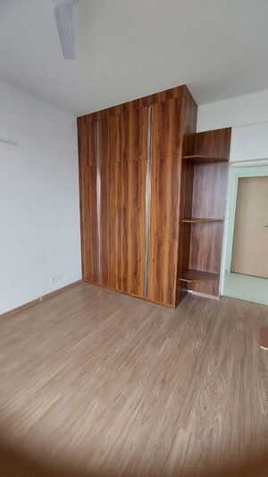 Room in 2.5 BHK Apartment at Vatika Xpressions, Sector 88b – for Sale