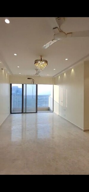 2 BHK Apartment For Rent in Sheth 72 West, Andheri West