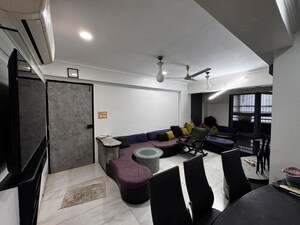 Team Area in  Pg at Goregaon West – for Rent