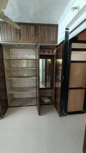 Furnished Amenities in  Pg at Malad East – for Rent