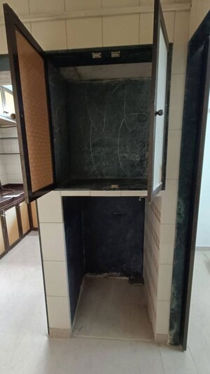 Bathroom in  Pg at Malad East – for Rent