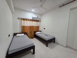 Living Room in  Pg at Goregaon West – for Rent