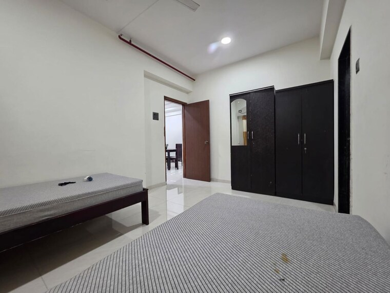 Bedroom, goregaon west Pg For Boys & Girls In Goregaon West 10664333