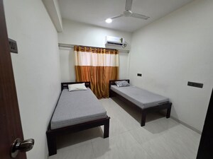 Living Room in  Pg at Goregaon West – for Rent