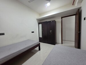 Room in  Pg at Goregaon West – for Rent