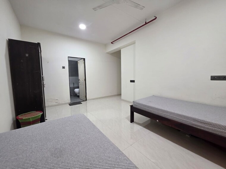 Room, goregaon west Pg For Boys & Girls In Goregaon West 10664333