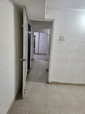 Room in 1 BHK Apartment at CIDCO Sector 10 Ghansoli CHS, Sector 10 Ghansoli – for Rent