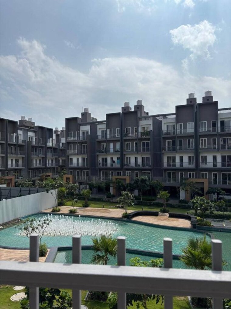 Exterior View, smart-world-orchard 3 Bedroom 1680 Sq.Ft. Apartment In Sector 61 Gurgaon 10664370