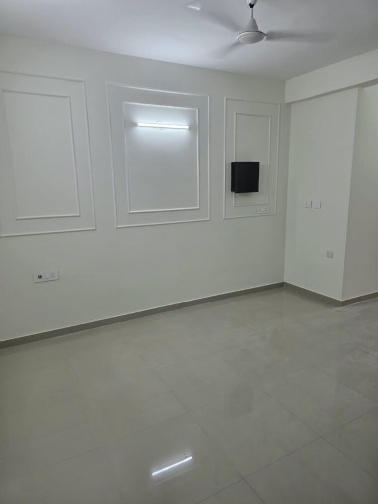 Room, golf course road 2 Bedroom 578 Sq.Ft. Apartment In Golf Course Road Gurgaon 10664381