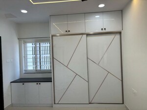 Room in 2.5 BHK Apartment at My Home Tridasa, Tellapur – for Rent