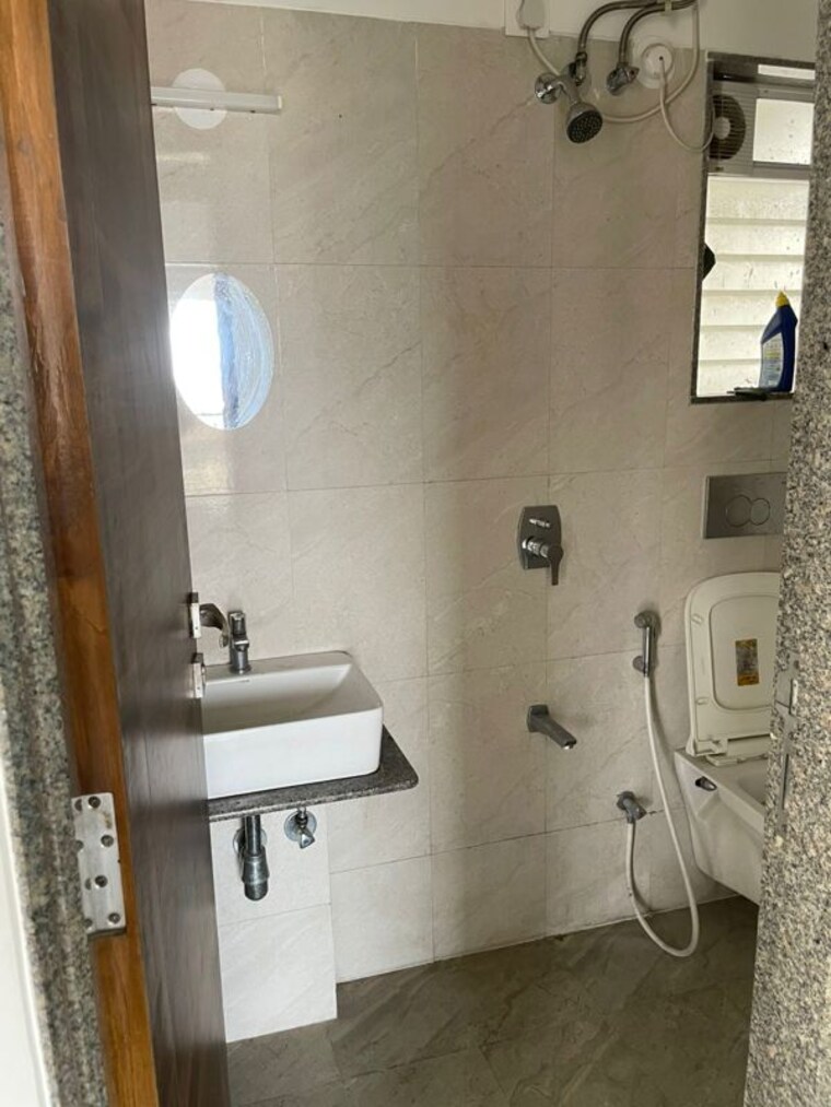 Bathroom, dgs-sheetal-anupam 2 Bedroom 500 Sq.Ft. Apartment In Malad West Mumbai 10664447