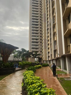 2 BHK Apartment For Rent in Chandak 34 Park Estate, Goregaon West