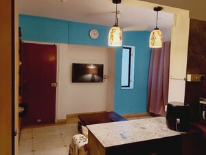 Bedroom in 2 BHK Apartment at Andheri West – for Rent