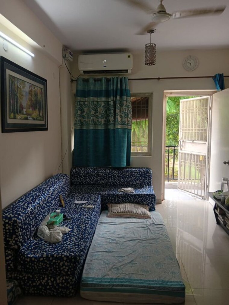 Room, sare-springview-floors 2 Bedroom 750 Sq.Ft. Apartment In Lal Kuan Ghaziabad 10655381