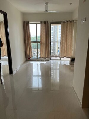 Room in 2 BHK Apartment at Lodha Crown Kolshet, Kolshet Road – for Rent