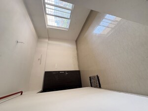 1 BHK Apartment For Rent in Panch Pakhadi