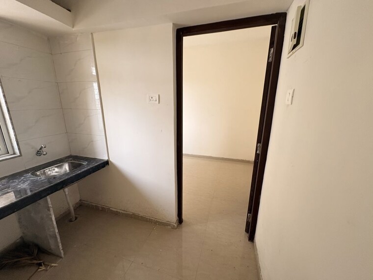 Room, panch pakhadi 1 Bedroom 370 Sq.Ft. Apartment In Panch Pakhadi Thane 10664513