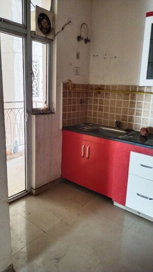 Kitchen in 2.5 BHK Apartment at Mahagun Mywoods, Sector 16c Greater Noida – for Rent