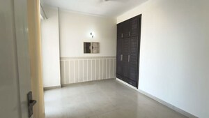 Room in 2 BHK Apartment at Skytech Matrott, Sector 76 – for Sale