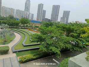 Balcony in 4 BHK Builder Floor at Emaar MGF Emerald Hills, Sector 65 – for Sale