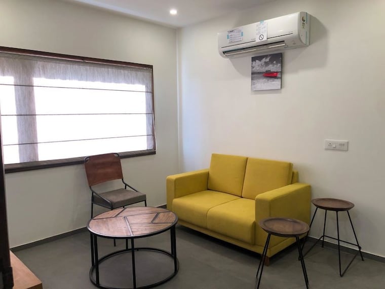 Team Area, queens-plaza 1 Bedroom 845 Sq.Ft. Builder Floor In Sector 43 Gurgaon 10664534