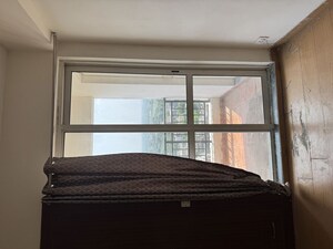 Room in 2 BHK Apartment at Jaypee Klassic Shaurya, Sector 134 – for Rent