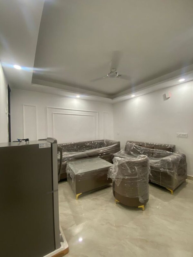 Living Room, freedom fighters enclave 1 Bedroom 550 Sq.Ft. Builder Floor In Freedom Fighters Enclave Delhi 10664580